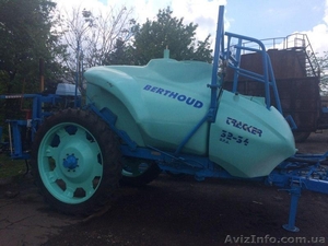 Опрыскиватель прицепной Berthoud Tracker 3200 DPA,  2011 г.в,  Запорожская обл. #1477152