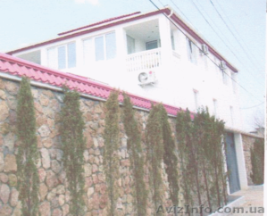 3 этажный дом в городе  #1492312