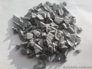 Дробленый АБС серого цвета,   максимально приближенная к первичному сырью.  #1488721