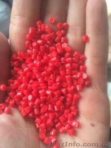 Продаю гранулу ПНД красную. При грануляции использовалась мелкая сетка  #1489302