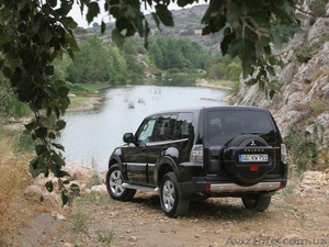 Кузовные детали Mitsubishi  Pajero #1517097