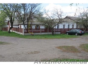 Продам жилой кирпичный дом в Конотопе #1544828