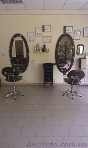 Требуются мастер маникюра,  парикмахер #1539763