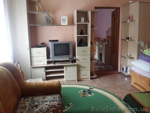 Півбудинку з виходом до річки (ЦЕНТР) #1554085