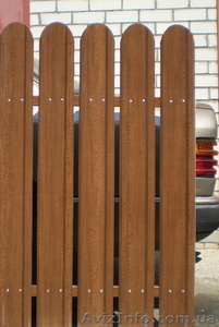 Евроштакетный забор металлический #1553690