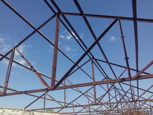 Продам металлоконструкцию фермы и уголок. #1557404