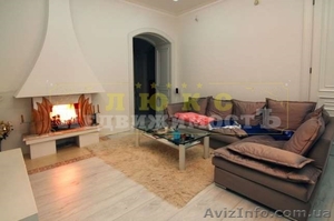 Продам четырехкомнатную квартиру ул. Отрадная #1555894