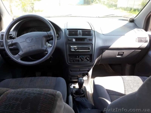 Продам автомобиль Toyota Picnic #1562343