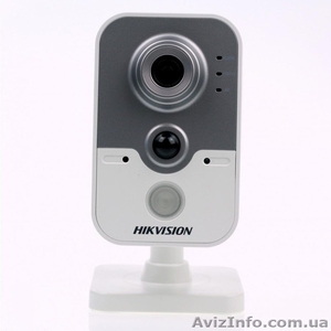 IP камера Hikvision DS-2CD2410F-IW #1565935