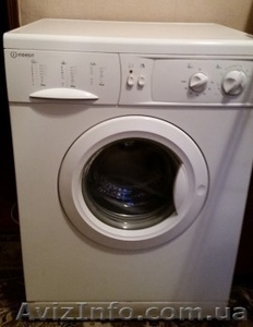 Срочно продам стиральную машину Indesit WG622 TP #1569777