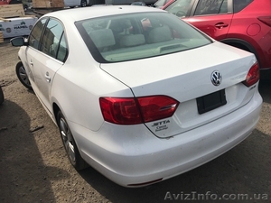 Машины бу дешево Volkswagen 2013 года #1582565