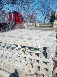 Стовпчики з/б (столбики ж/б) нові та б/у,  сітка рабиця в асортименті #1582947