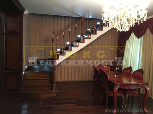 Продам четырехкомнатную квартиру Нахимова пер. / парк Шевченко #1586816