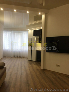 Продам трехкомнатную квартиру Генуэзская / ЖК Южная Пальмира #1595043