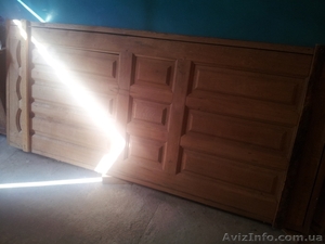 Продам новый дубовый дверной блок #1600769