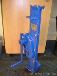 Домкрат механический реечно-зубчатый #1607560