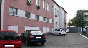 Отдельно стоящее 2-х этажное здание в Киеве - офисно-складской комплекс. #1618979