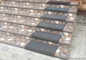 Противоскользящая резиновая накладка на ступени (750х330 мм) #1625871