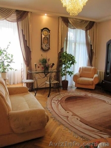 Срочно сдам 3 х комнатную большую  квартиру 90 м 2 в Ценре Парк Горького в пешей #1628005