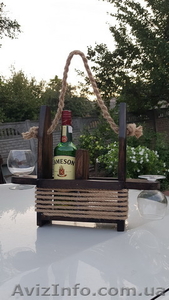 Подарок для настоящих мужчин. Ящик из дерева для винных бутылок в оригинальном и #1630178