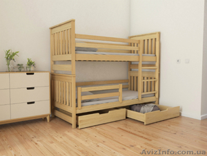 Кровать из дерева 