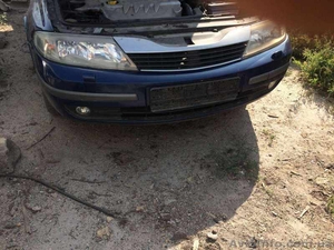 Б/у передний бампер на Renault Laguna 2, Рено Лагуна 2,  с омывателем фар и против #1630873