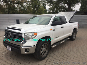 Крышка багажника Toyota Tundra. Крышка кузова пикапа. Трехсекционная крышка #1630677