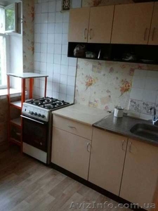 1 комнатная на метро масельского #1634063