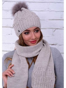 Распродажа вязаных комплектов,  женских шапок #1644792