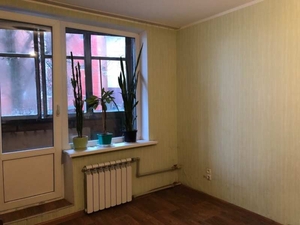 Продам 1-ком квартиру возле метро Героев Труда #1647132