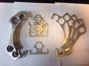 Ремкомплект прокладок под головку цилиндра двигателя #1653568