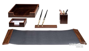 Настольный набор торговой марки Bestar.   #1660923