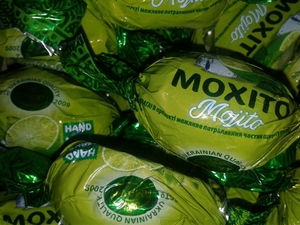 Манго в шоколаде,  шоколадные конфеты в ассортименте #1673165