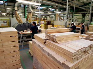 Рабочие на мебельную фабрику Любартув Польша #1676214