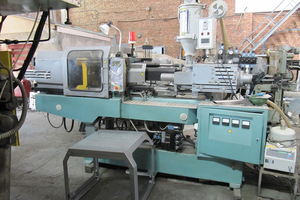 термопластавтомат модернізований #1681970