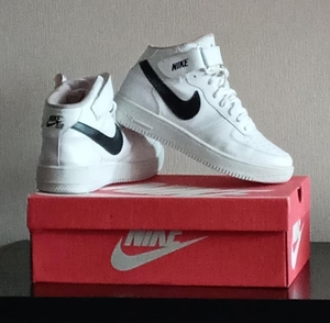 Продам кроссовки Найк #1686209