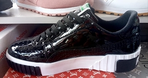 Продам кроссовки супер Пума лак #1687627