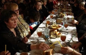 ПОМИНАЛЬНАЯ НА ТРОЕЩИНЕ #1689279