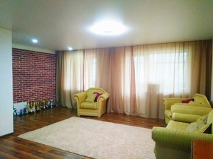 2 кв. мр Солнечный , метро Индустриальная #1692775