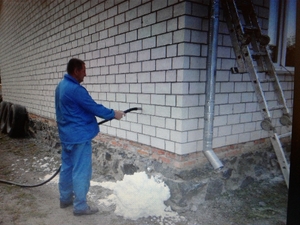 Утеплення будинків Рідким Пінопластом- піноізолом. #1211548