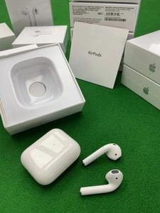 Беспроводные наушники Apple AirPods 2 с беспроводным зарядным кейсом #1693692