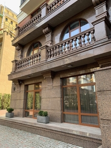 Барные стойки,  столы,  лестницы,  столешницы  из мрамора и гранита #947530