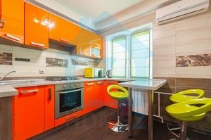 Продается 2 к. квартира с евроремонтом на Антоновича 99 в центре #1699794