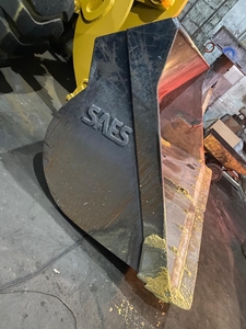 Liebher наработка 9000 м.ч.,  ковш - 2, 8-3 м3 #1698265