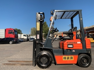 Вилочный автопогрузчик Toyota на 1.5 тонны с двигателем 5 К #1697972