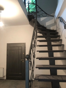 Ул Гаванная продам здание 240 м в центре Одессы под хостел,  медиц кабинет,  офис. #1701198