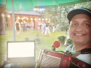 Веселий дует Тамада і Музика на корпоратив,  весілля,  ювілей! #782461