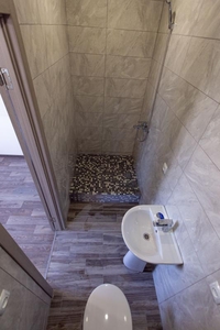 Продам квартиру с ремонтом (в блоке). Шекспира,  15. #1701702