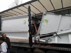 Продам бункер мусоровоза Farid #1703341