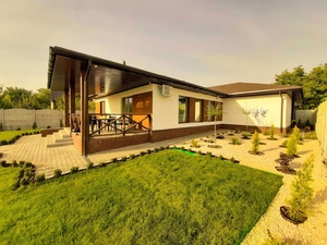 Продам новый дом с ремонтом,  Подгородное #1703113